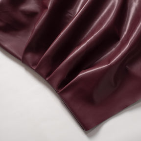 Blusa Couro Burgundy Assimétrica