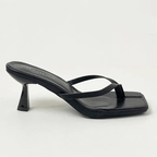 Sandália Salto Baixo Essentials