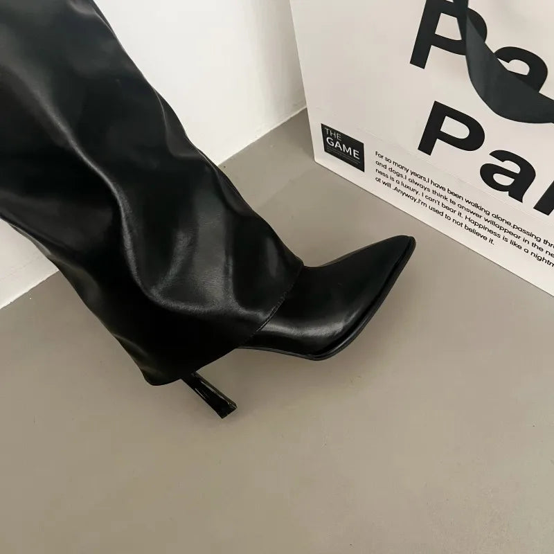 Bota Cano Alto Strike