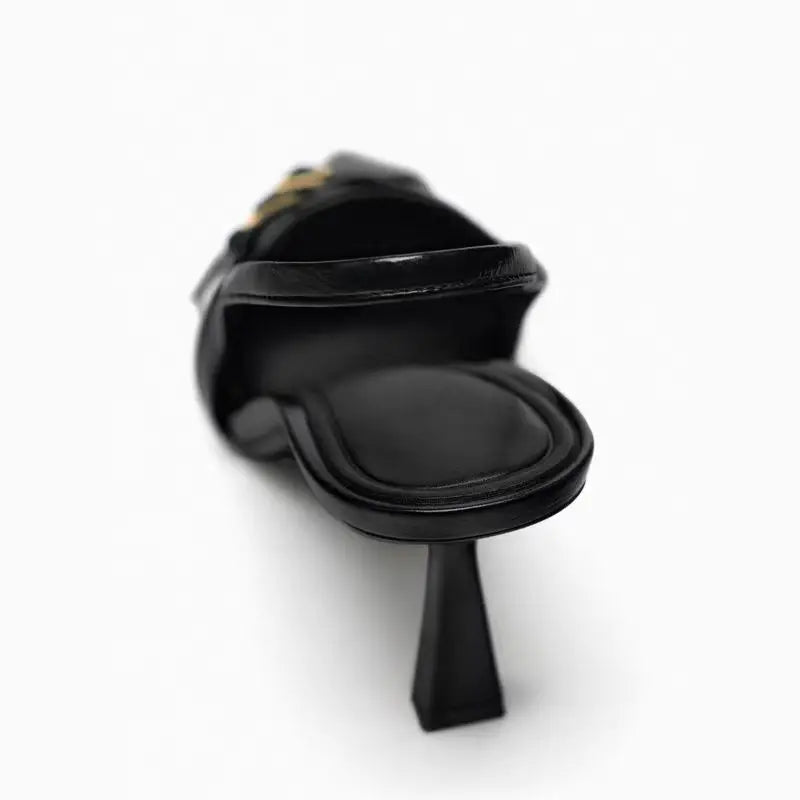 Scarpin Verniz Salto Médio