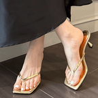 Sandália Salto Baixo Essentials